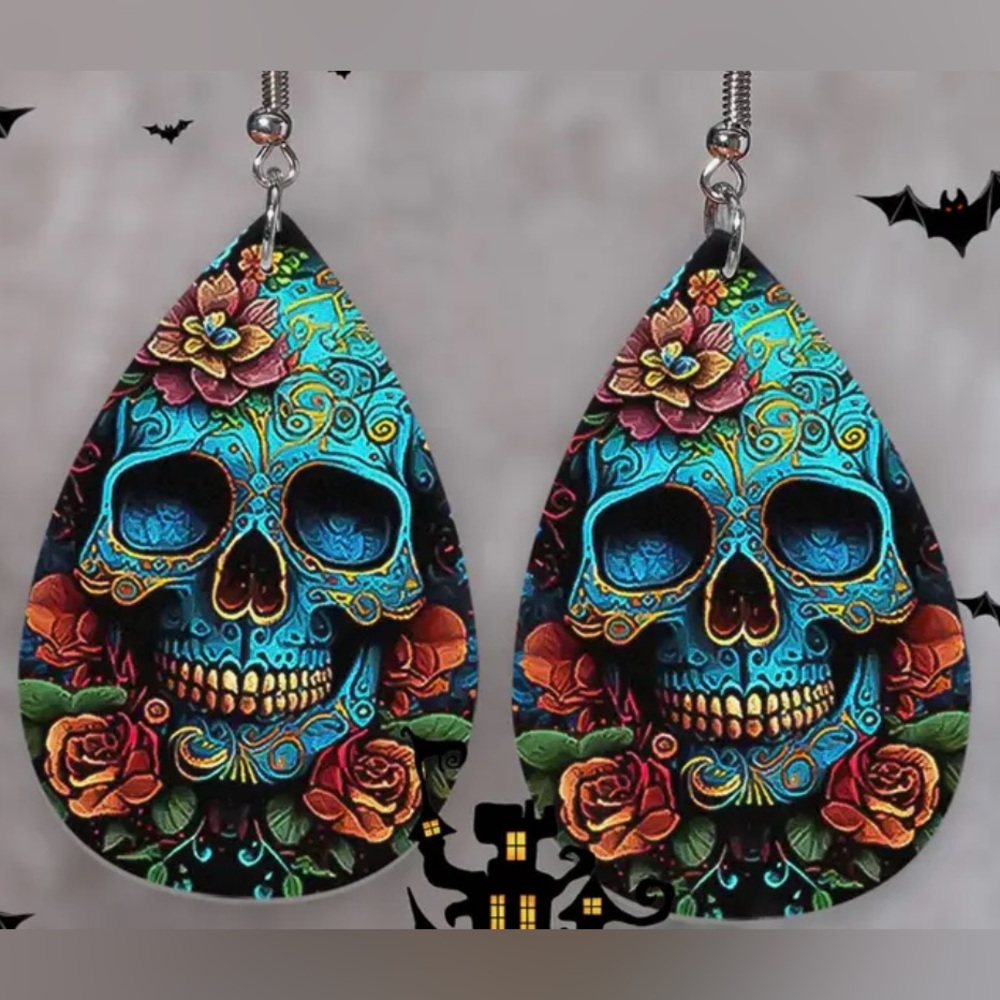 Faux Leather Skull Design Teardrops